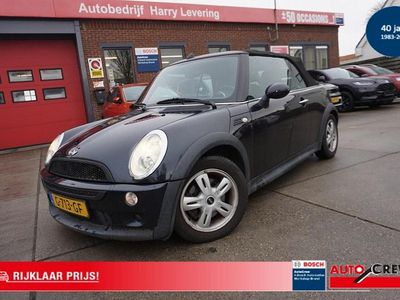 Zwart (metallic) Occasion 2006 Mini ONE Hatchback | € 2.950 (Eerlijke prijs)