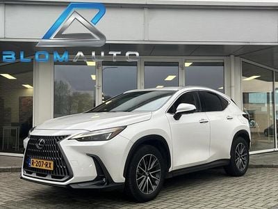 Wit Gebruikt 2022 Lexus NX350h Launch Edition SUV | € 44.900