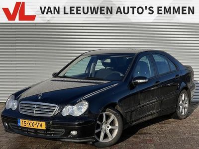 Zwart Occasion 2006 Mercedes C220 Classic Sedan | € 2.448 (Goede deal)