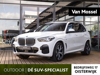 tweedehands BMW X5 xDrive45e High Executive | M-SPORT | LUCHTVERING | 21 INCH | PANORAMA / SCHUIF-KANTELDAK | SHADOWLINE | STOELVERWARMING | ACHTERUITRIJCAMERA | BTW AUTO | TREKHAAK