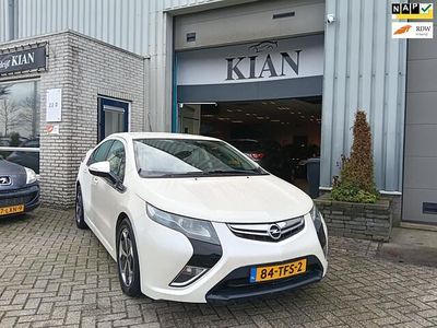 Wit Occasion 2012 Opel Ampera Hatchback | € 7.850 (Eerlijke prijs)