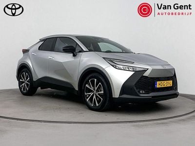 Grijs (metallic) Occasion 2025 Toyota C-HR SUV | € 33.999 (Goede deal)