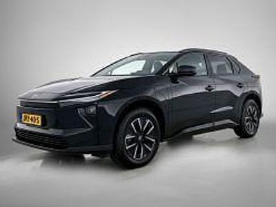 Zwart metallic Occasion 2025 Toyota bZ4X SUV | € 45.445 (Iets duurder)