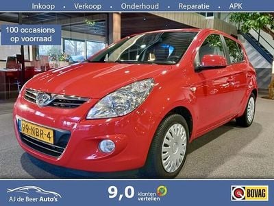 Rood Occasion 2010 Hyundai i20 Dynamiq Hatchback | € 2.990 (Eerlijke prijs)