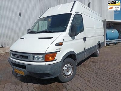 tweedehands Iveco Daily 35S10V 330 H2 START NIET!!