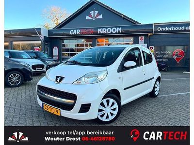 Wit Gebruikt 2012 Peugeot 107 Premium Hatchback | € 2.900 (Eerlijke prijs)