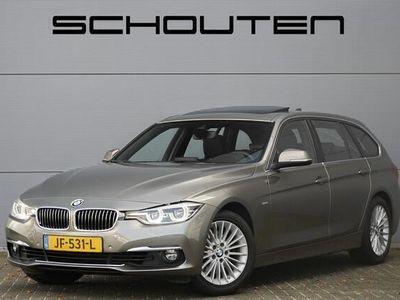 tweedehands BMW 330 330 Touring i Pano Leer HUD Trekhaak Harman/Kardon