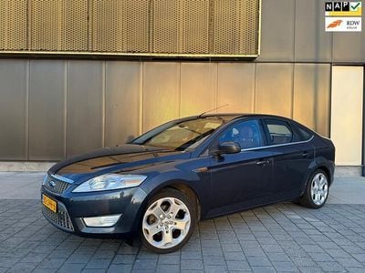 Grijs Occasion 2009 Ford Mondeo Titanium Hatchback | € 3.995 (Iets duurder)