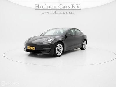 Zwart Occasion 2020 Tesla Model 3 Sedan | € 21.800 (Goede deal)