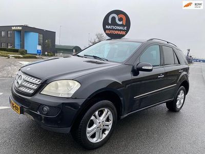 Zwart Occasion 2008 Mercedes 320 SUV | € 3.995 (Super prijs)