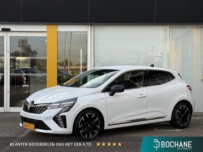 Wit Occasion 2024 Renault Clio V Techno Hatchback | € 20.195 (Eerlijke prijs)
