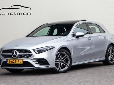 tweedehands Mercedes A250 e AMG Premium, Panorama, Widescreen, Sfeerverlichting, Camera, Key-Less, Hybrid 2022