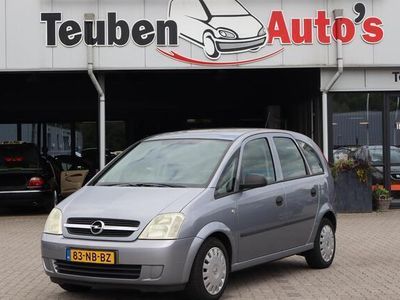 Grijs Gebruikt 2003 Opel Meriva Essentia MPV | € 1.195 (Eerlijke prijs)