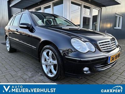 Blauw (metallic) Occasion 2006 Mercedes C180 Stationwagen | € 7.999
