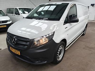 Wit Occasion 2022 Mercedes Vito Van | € 13.995 (Goede deal)