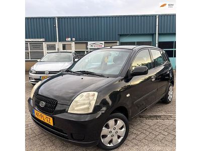 Zwart Gebruikt 2004 Kia Picanto Hatchback | € 999 (Eerlijke prijs)