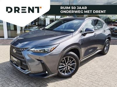 Grijs (metallic) Gebruikt 2025 Lexus NX450h+ Luxury Line SUV | € 54.900 (Eerlijke prijs)