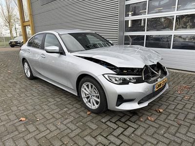Grijs Occasion 2020 BMW 330 Executive Sedan | € 13.850