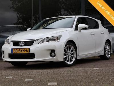 Lexus CT200h