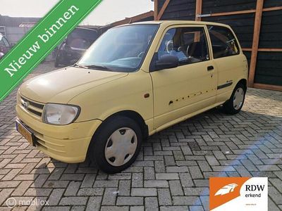 Geel Occasion 2000 Daihatsu Cuore Hatchback | € 750 (Goede deal)
