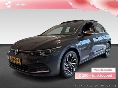 Occasion VW Golf VIII Style 2025 Grijs Hatchback