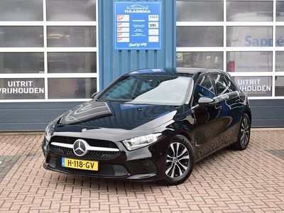 Zwart Occasion 2020 Mercedes A160 Business Hatchback | € 15.850 (Duur)