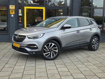 Grijs Occasion 2018 Opel Grandland X Ultimate SUV | € 18.950 (Eerlijke prijs)