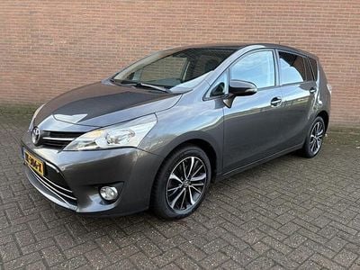 Occasion Toyota Verso Business Edition 147 PK (108 kW) 2017 Grijs MPV