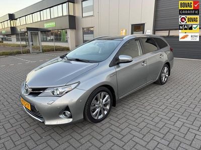 Toyota Auris Hybrid