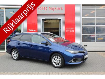 Toyota Auris Hybrid