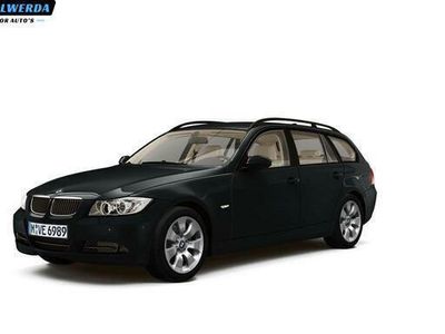 Zwart Occasion 2005 BMW 325 Stationwagen | € 12.950 (Duur)
