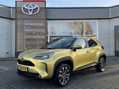 Geel Occasion 2024 Toyota Yaris Cross Style SUV | € 28.999 (Eerlijke prijs)