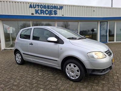 Occasion VW Fox Trendline 54 PK (39 kW) 2008 Grijs Hatchback