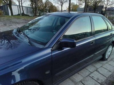 Volvo S40