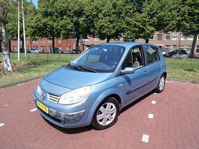 Renault Scénic II