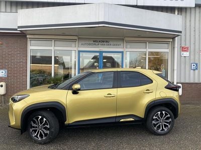 Geel Gebruikt 2021 Toyota Yaris Cross Edition SUV | € 21.945 (Goede deal)