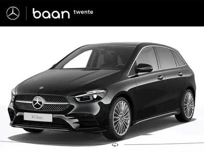 Zwart Nieuw 2025 Mercedes B250e Business MPV | € 54.434