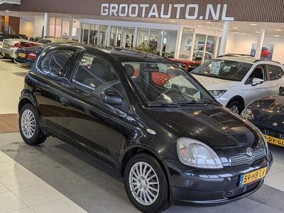 Zwart Occasion 2001 Toyota Yaris Sol Hatchback | € 944 (Eerlijke prijs)