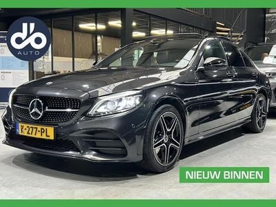 Grijs Gebruikt 2021 Mercedes C300 Business Sedan | € 29.934 (Goede deal)