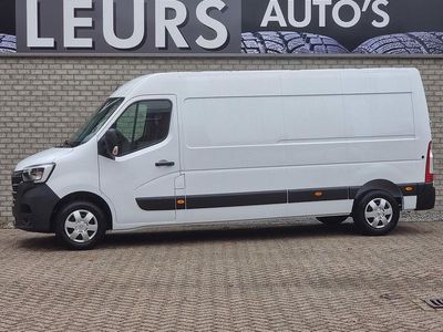 Wit Gebruikt 2022 Renault Master Van | € 31.350