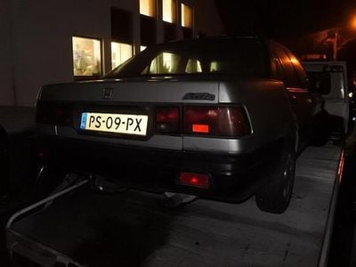 Beige Gebruikt 1986 Honda Accord Sedan | € 300