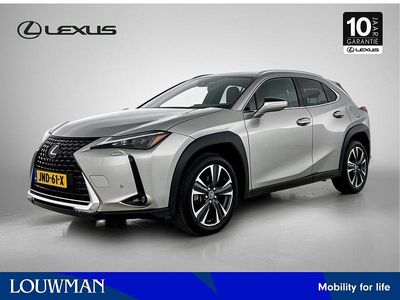 Grijs Occasion 2024 Lexus UX Business Edition SUV | € 43.400 (Duur)
