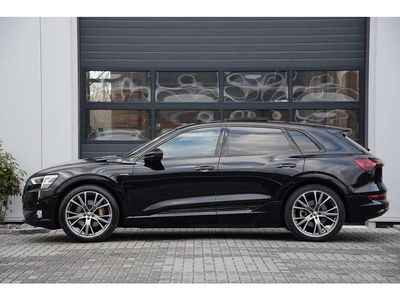 Zwart Occasion 2019 Audi e-tron Advanced SUV | € 31.500 (Eerlijke prijs)