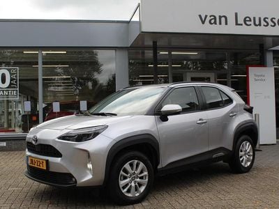 Grijs Gebruikt 2023 Toyota Yaris Cross Business Edition SUV | € 23.400 (Goede deal)