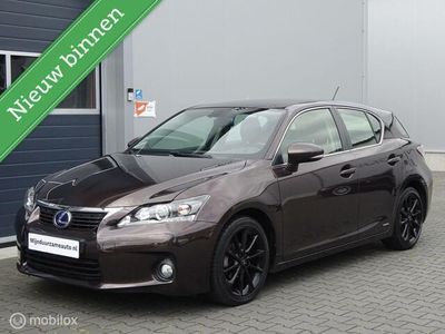 Lexus CT200h