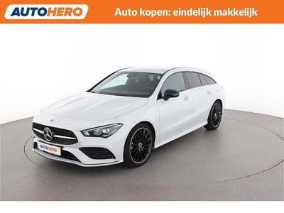 Wit Occasion 2023 Mercedes CLA180 Shooting Brake AMG line Stationwagen | € 32.249 (Super prijs)