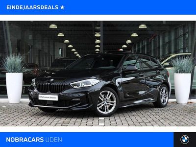 Zwart Gebruikt 2024 BMW 118 M Sport Hatchback | € 33.450 (Eerlijke prijs)