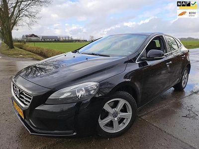 Occasion Volvo V40 Momentum 120 PK (88 kW) 2015 Zwart Hatchback