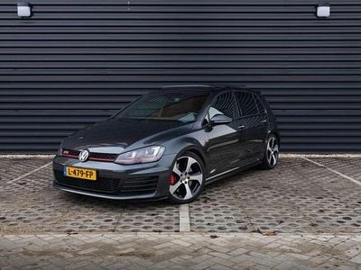 Gebruikt 2015 VW Golf GTI Sedan | € 19.450 (Eerlijke prijs)