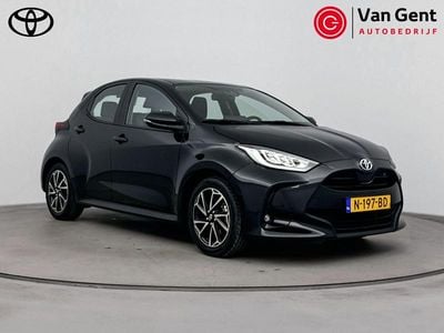 Zwart Gebruikt 2021 Toyota Yaris Hybrid Hatchback | € 20.999 (Eerlijke prijs)